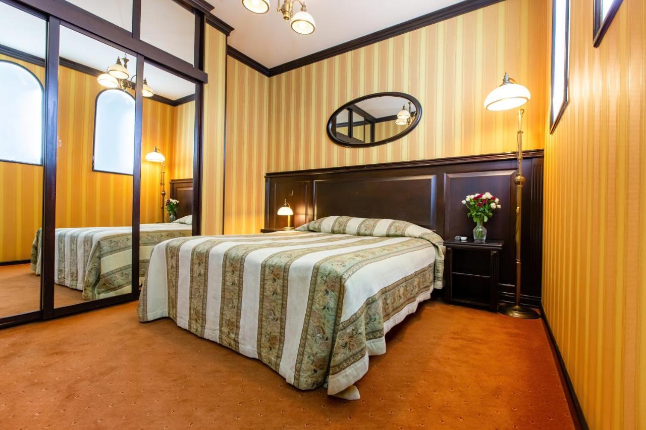 Apartments On Zhilyanskaya Street 59 كييف المظهر الخارجي الصورة